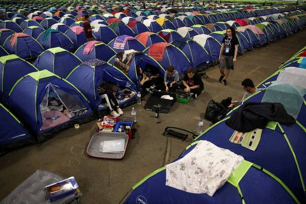 Em São Paulo, participantes da 15ª Campus Party acampam no parque AnhembiLEIA ISSO: Terror dos golfinhos: tubarão bizarro deixa feridas assustadoras em animais e intriga ciência
