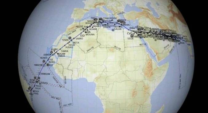 Plano de voo entre Recife e Mumbai com duração prevista de 13h50