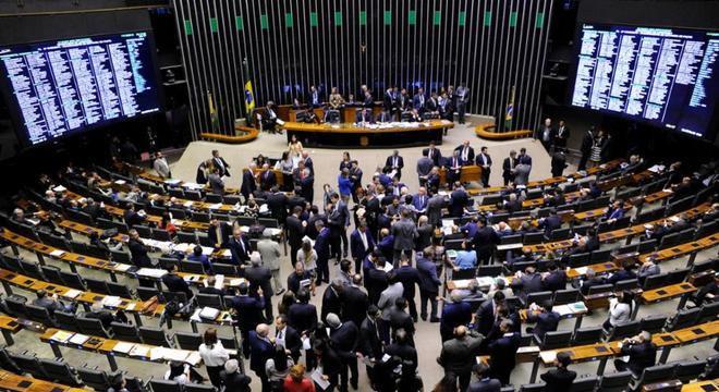 Câmara retoma atividades com expectativa em torno dos debates da Previdência