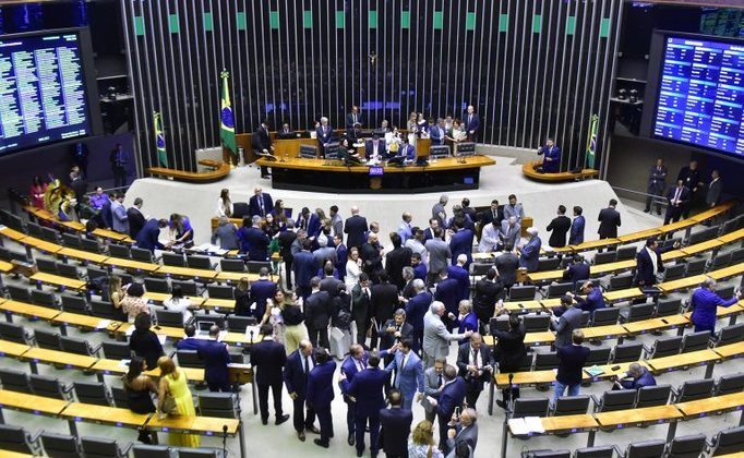 Deputados derrubaram veto à desoneração