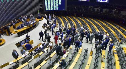 Congresso dá sinal de derrubada do veto sobre a desoneração
