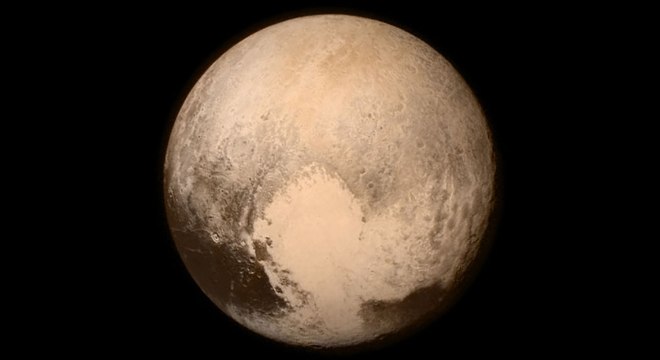 Foto de Plutão feito pela sonda New Horizons em 2015