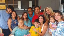 Poliana Rocha posta foto com a família de Leonardo após brigar com João Guilherme