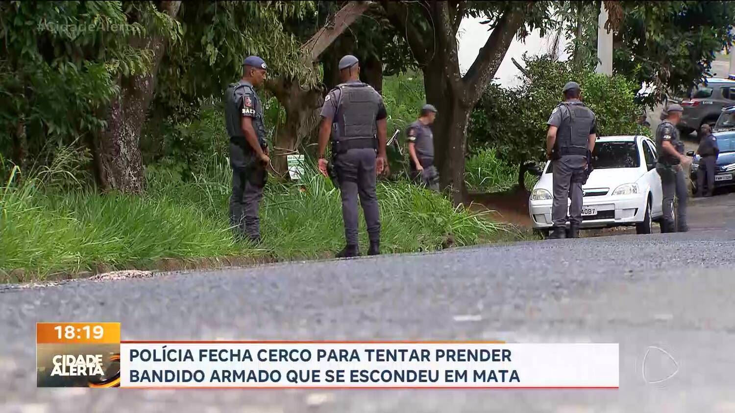 Homens bêbados caem às margens de rodovia e mobilizam socorristase Polícia  em Franca - RecordTV Interior SP - R7 Balanço Geral