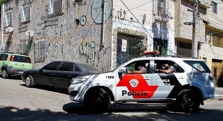 PM realiza operação em Cidade Tiradentes, na zona leste de SP, e dois são presos