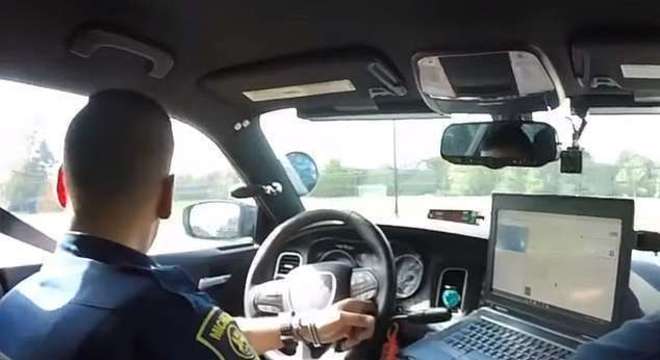 policiais criancas investigacao