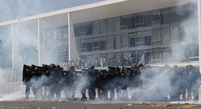Veja imagens da destruição causada no Palácio do Planalto, no Congresso e  no STF - Notícias - R7 Brasília