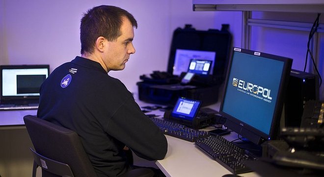 As forças policiais não poderão usar nas redes 5G parte das ferramentas que os ajudam a investigar e localizar pessoas