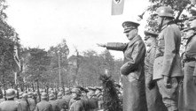Universitários de esquerda aprovam falas de Hitler sem saber que são de Hitler 