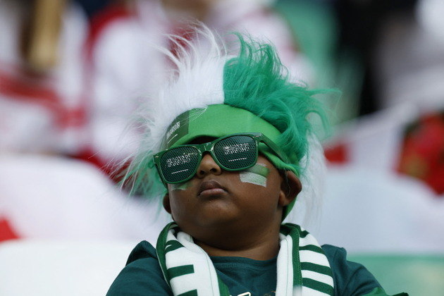 Imagina a felicidade desta criança se a Arábia Saudita consegue a classificação para o mata-mata?