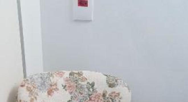 Poltrona tulipa floral