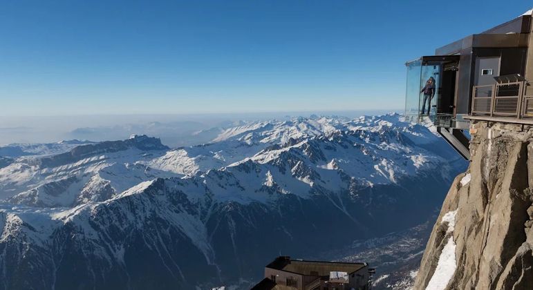 Pontes de vidro - conheça 9 construções curiosas ao redor do mundo