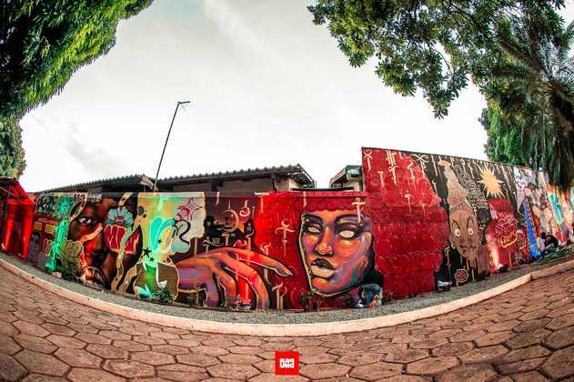 Ponto tradicional da cena alternativa da capital de Goiás, o Martim Cererê ganhou murais pintados por 14 artistas da região, em projeto da Secretaria Estadual de Cultura. 