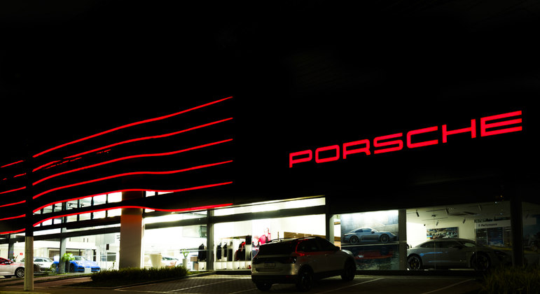 Nova concessionária da Porsche fica localizada na Vila Madalena, zona oeste de SP