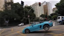 Vídeo: Porsche em alta velocidade 'decola' e quase provoca acidente em área nobre de São Paulo