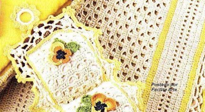 porta papel higiênico de crochê com flores