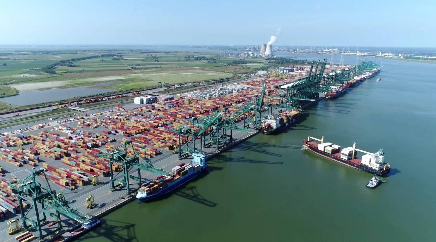 Porto de Antuérpia, na Bélgica (Reprodução)