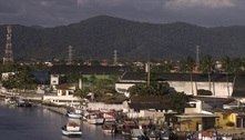 Três turistas morrem após barco virar em tempestade no litoral de SP