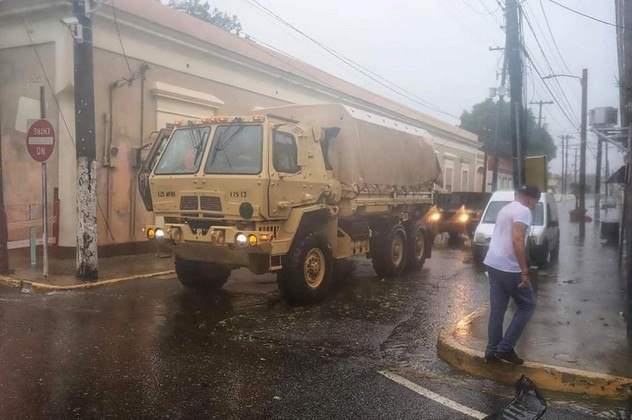 O NHC disse que 'chuvas fortes e inundações repentinas localizadas que põem a vida em risco' continuarão nesta terça-feira em áreas da República Dominicana