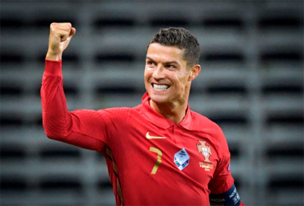 Portugal - Cristiano Ronaldo: 102 gols em 172 jogos