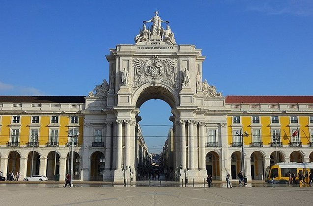 Portugal tem a segunda maior comunidade de brasileiros no exterior, atrás apenas dos Estados Unidos. 