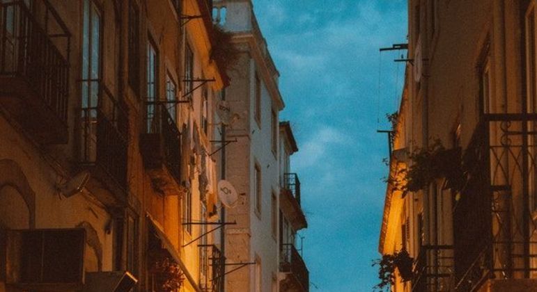 Português de Portugal, o que é? Comparações fonéticas e de vocabulário
