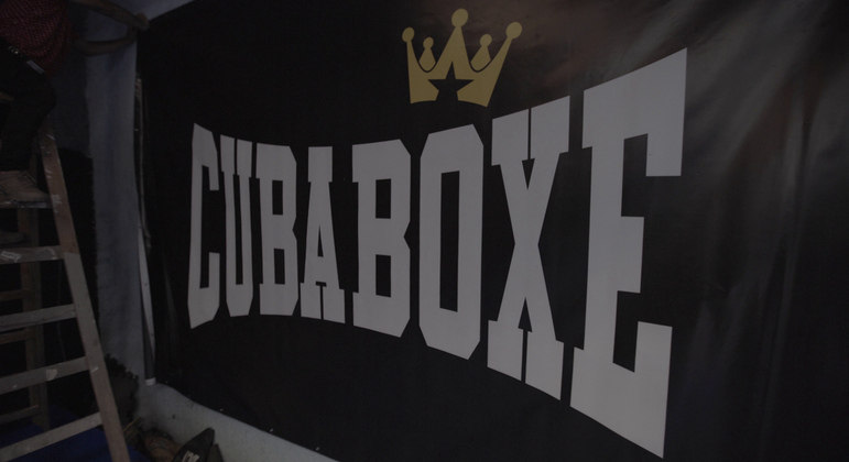 A academia Cuba Boxe melhora as condições de vida de pessoas humildes por meio do esporte.