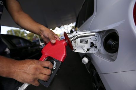 Litro da gasolina subiu 1% nesta semana, aponta ANP