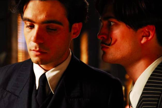 “Poucas Cinzas: Salvador Dalí” (2008): Há uma cena de sexo no filme que, embora tenha sido simulada, o orgasmo do ator Robert Pattinson (