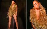 Sextou com glamour dourado! Para o programa de sexta-feira (10), Adriane Galisteu apostou no look brilho total com esse vestido repleto de movimento. Um show de estilo!Sob o comando de Adriane Galisteu, o Power Couple Brasil 6 vai ao ar de segunda a sexta, às 22h45; e aos sábados, às 22h30, na tela da Record TV. Acesse o PlayPlus e fique por dentro de tudo o que rola no reality de casais.