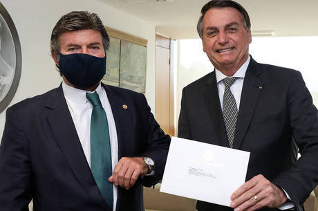 Bolsonaro conversou com Fux por quase uma hora
