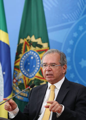 Guedes comemora o resultado do PIB