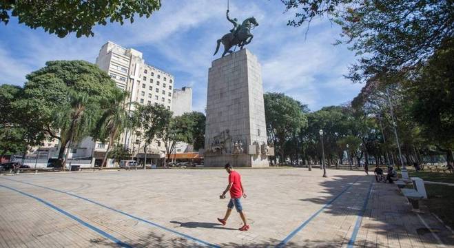 Praça Princesa Isabel é revitalizada depois de três meses de obras
