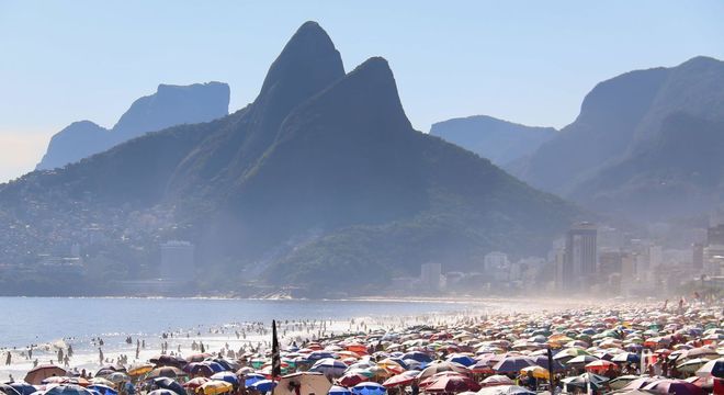 Rio é a única cidade com praia e Carnaval tradicional que está no ranking
