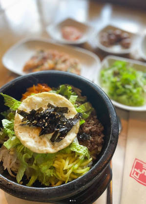 Pratos típicos coreanos atraem turistas e paulistanos ao Bom Retiro