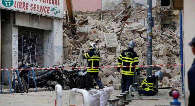 Un immeuble de quatre étages s’effondre à Marseille, France – Actualités