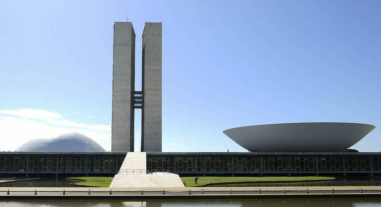 Prédio do Congresso Nacional; parlamentares querem abrir ao menos dez CPIs