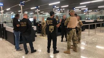 Polícia Federal prende brasileiros foragidos no Aeroporto Internacional de BH