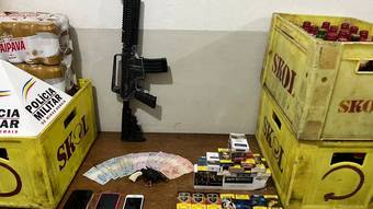 Suspeitos de assaltar comerciantes com réplica de fuzil são presos em Esmeraldas (MG)  