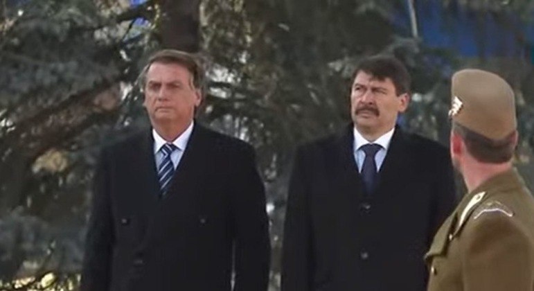 Presidente Bolsonaro recepcionado na Hungria