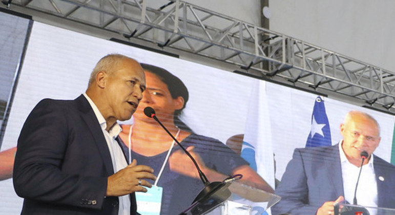 Presidente da Caesb discursa na inauguração do sistema produtor Corumbá