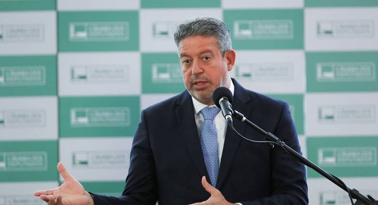 Presidente da Câmara dos Deputados, Arthur Lira (PP-AL), durante entrevista à imprensa