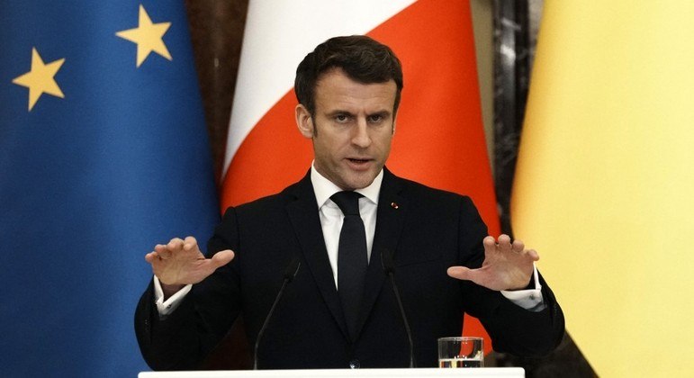 Macron e Putin discutiram maneiras de avançar na implementação dos Acordos de Minsk