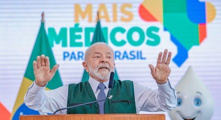 Lula tem reclamado de dores no quadril nos últimos meses
