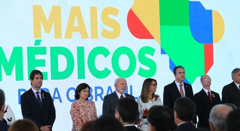 Anúncio do governo federal do novo Mais Médicos, no Palácio do Planalto