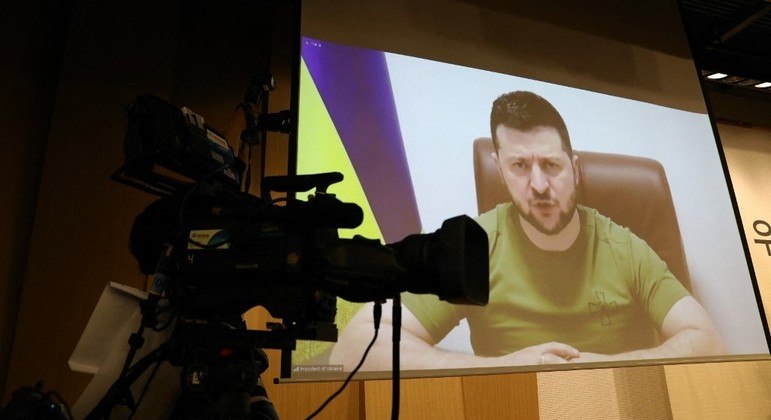 Volodmir Zelenski teve discurso oficial divulgado pelo Telegram