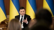 Presidente da Ucrânia pede que Ocidente não alimente pânico