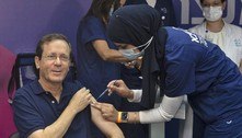 Presidente de Israel recebe terceira dose de vacina anticovid
