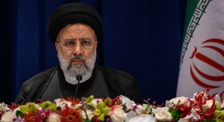Presidente do Irã, Ebrahim Raisi, durante coletiva de imprensa nos Estados Unidos