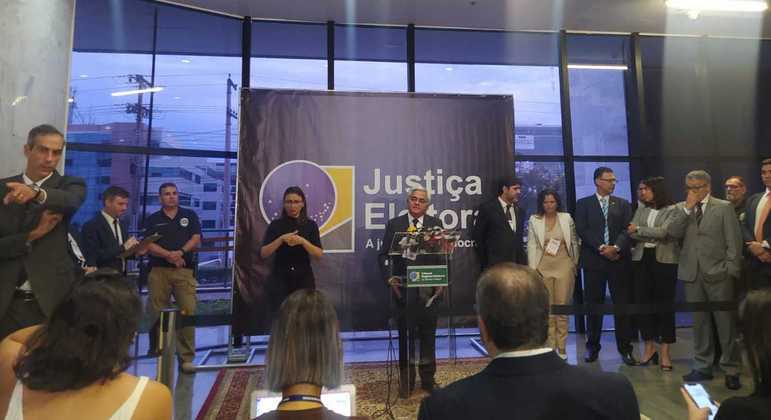 Presidente do TRE-DF, desembargador Roberval Belinati